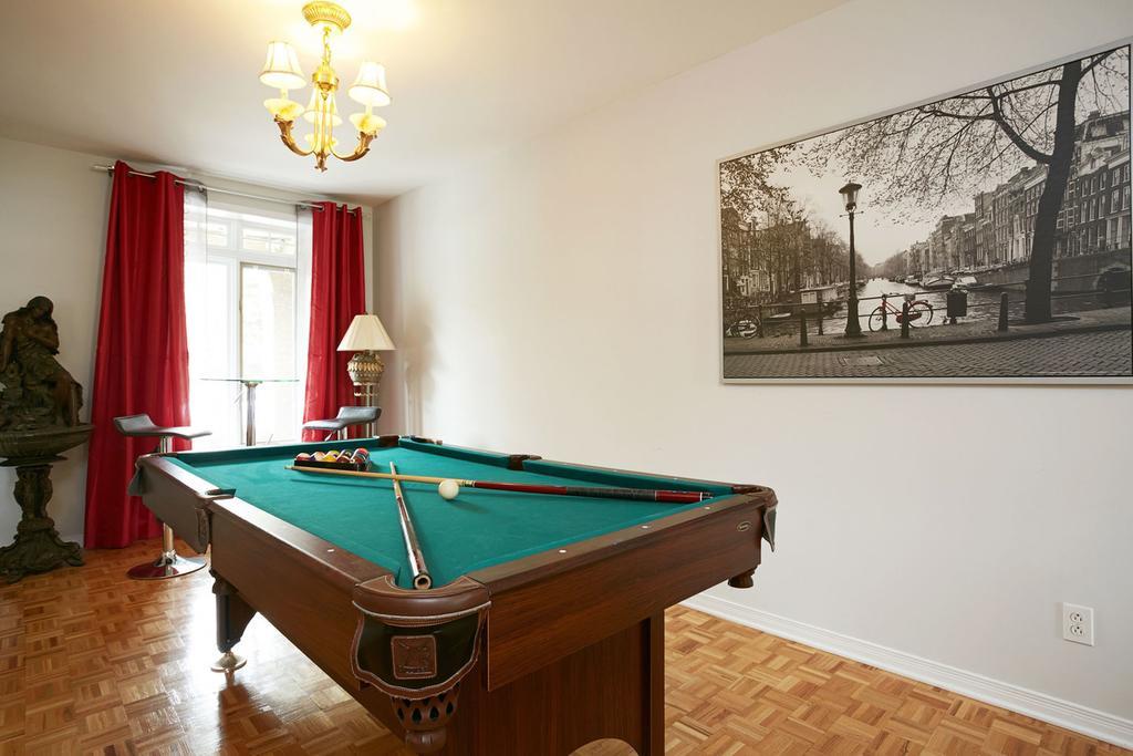 Big Cozy House Villa มอนทรีอัล ภายนอก รูปภาพ