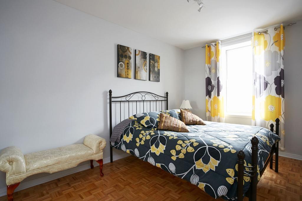 Big Cozy House Villa มอนทรีอัล ภายนอก รูปภาพ