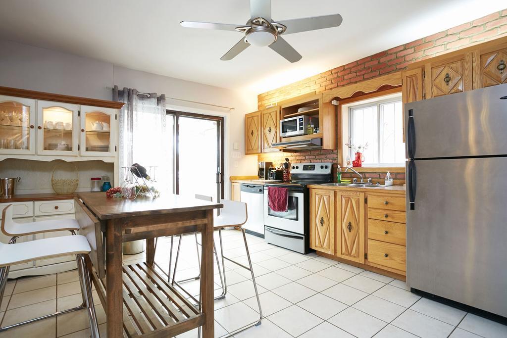 Big Cozy House Villa มอนทรีอัล ภายนอก รูปภาพ